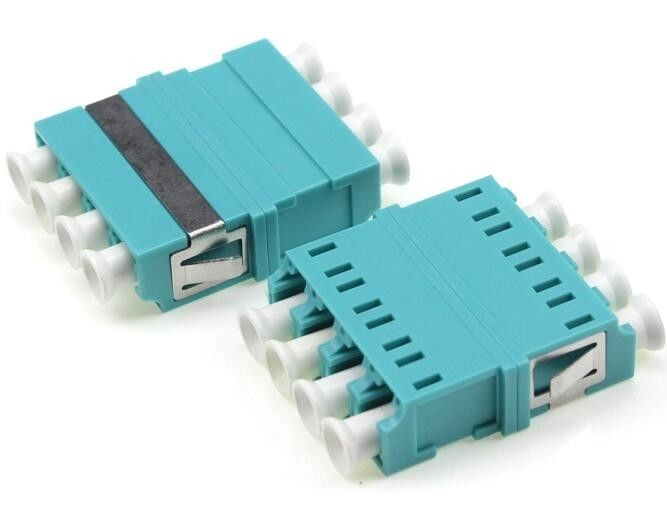 低いIRの繊維光学のアダプター、OM3 LCのクォードのアダプター4の中心