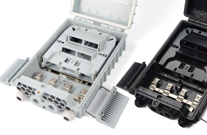 共同箱の繊維光学の屋外の壁のFtth 2のInlet+Midスパンの港、ドロップ・ケーブルのための16出口